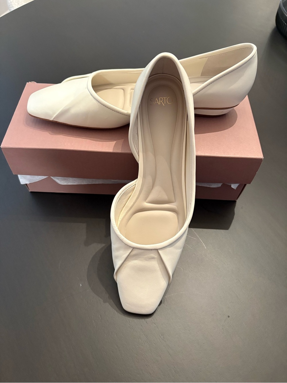 Sarto Women's by Franco Sarto Sarto Debrah Flat Shoes Sz 7